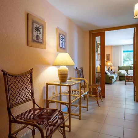 Apartment At102 Els Pins, Primera Linea Con Piscina, Vista Mar Torredembarra